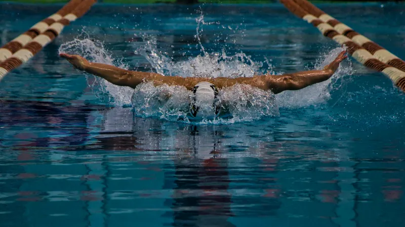 Pro Swimmer